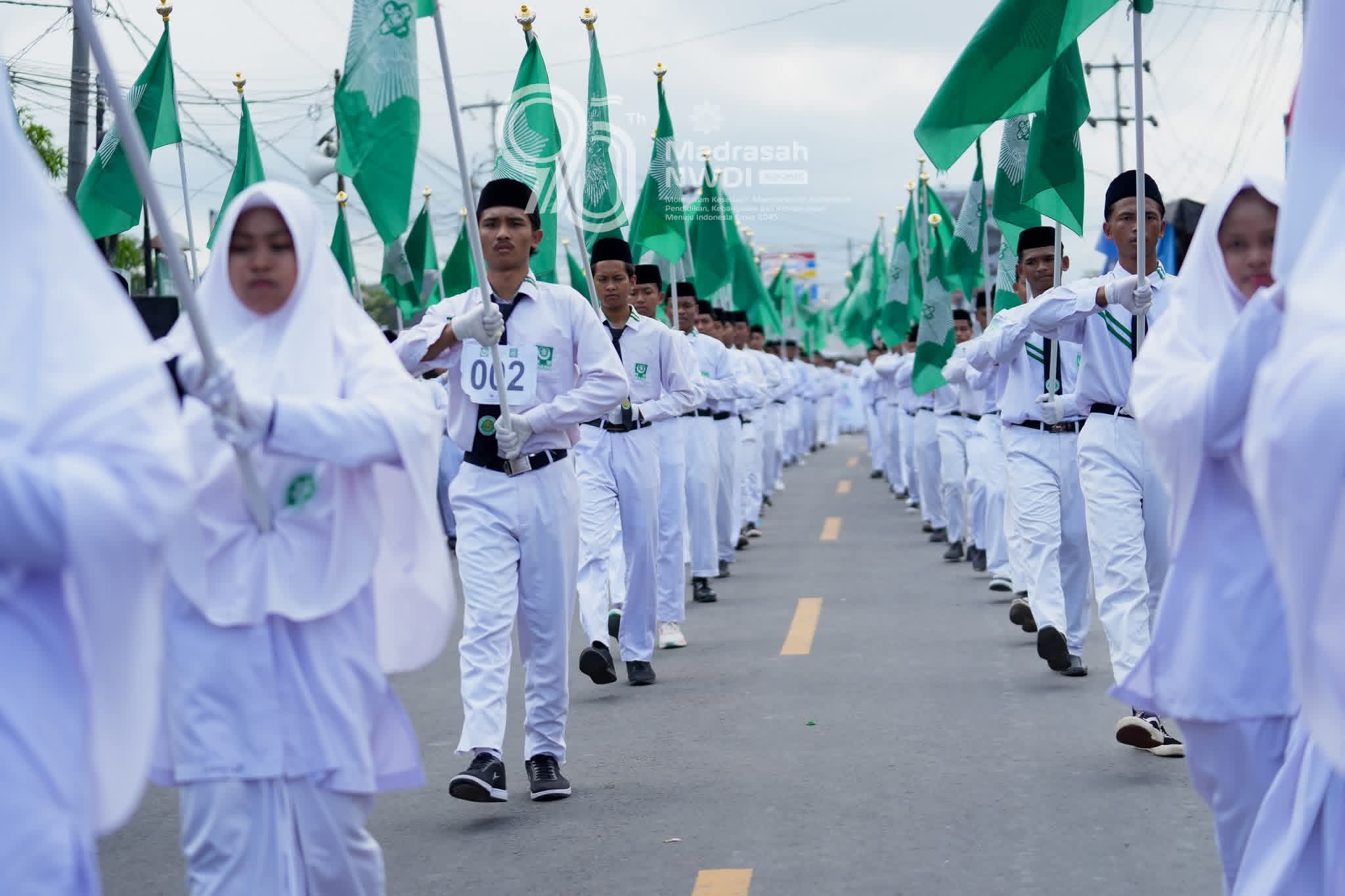 91 TAHUN MADRASAH NWDI: MENGEMBALIKAN FUNGSI PONDOK PESANTREN